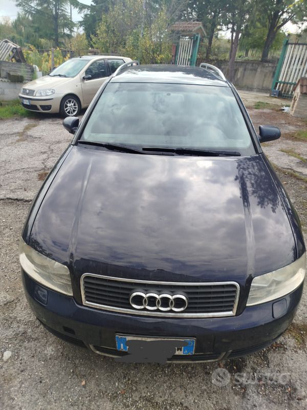 Usata 2004 Audi A4 Station wagon | 500 € (Super prezzo) - Immagine 1/4