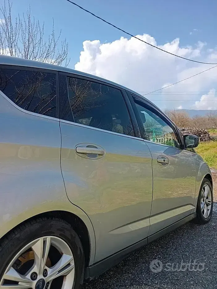 Usata Ford C-MAX 115 CV (84 kW) 2011 Grigio Monovolume