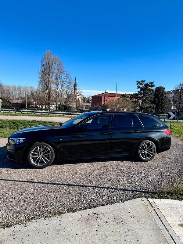 Usata BMW 518 M Sport 150 CV (110 kW) 2018 Nero Station wagon