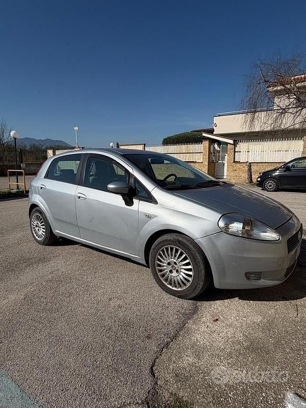 Usata Fiat Grande Punto 2007 Grigio Utilitaria