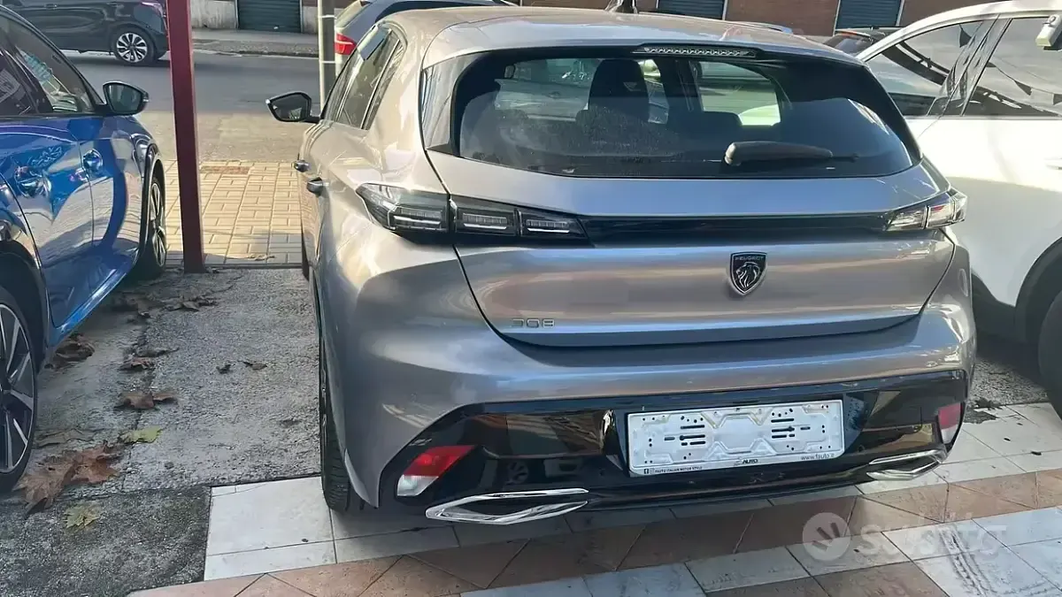 Usata Peugeot 308 Allure 131 CV (96 kW) 2022 Grigio Berlina