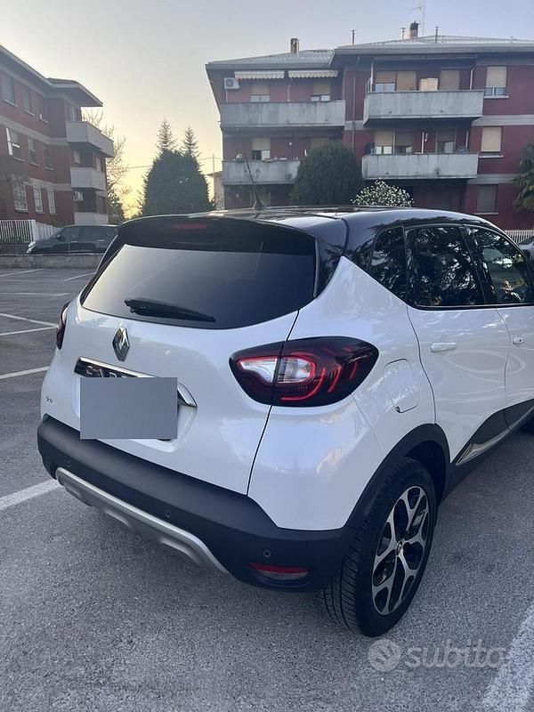 Usata Renault Captur Intens 90 CV (66 kW) 2018 Bianco SUV