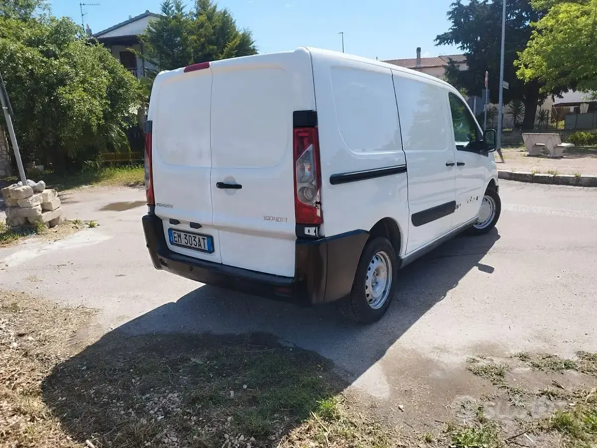 Usata Peugeot Expert 120 CV (88 kW) 2013 Bianco Furgone