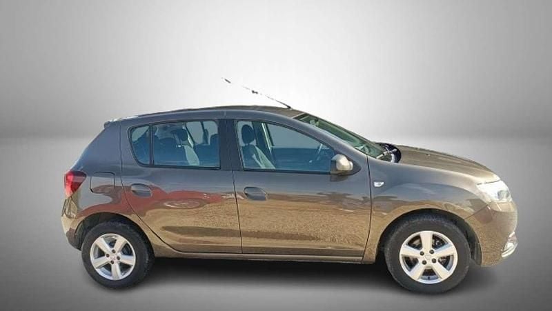 Usata Dacia Sandero 73 CV (53 kW) 2018 Bronzo Berlina