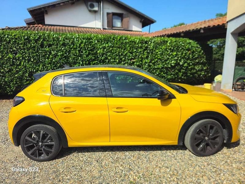 Usata Peugeot 208 GT 102 CV (75 kW) 2021 Utilitaria