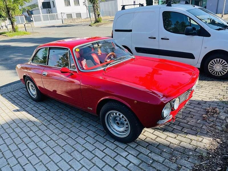 Usata Alfa Romeo 2000 1975 Rosso Berlina