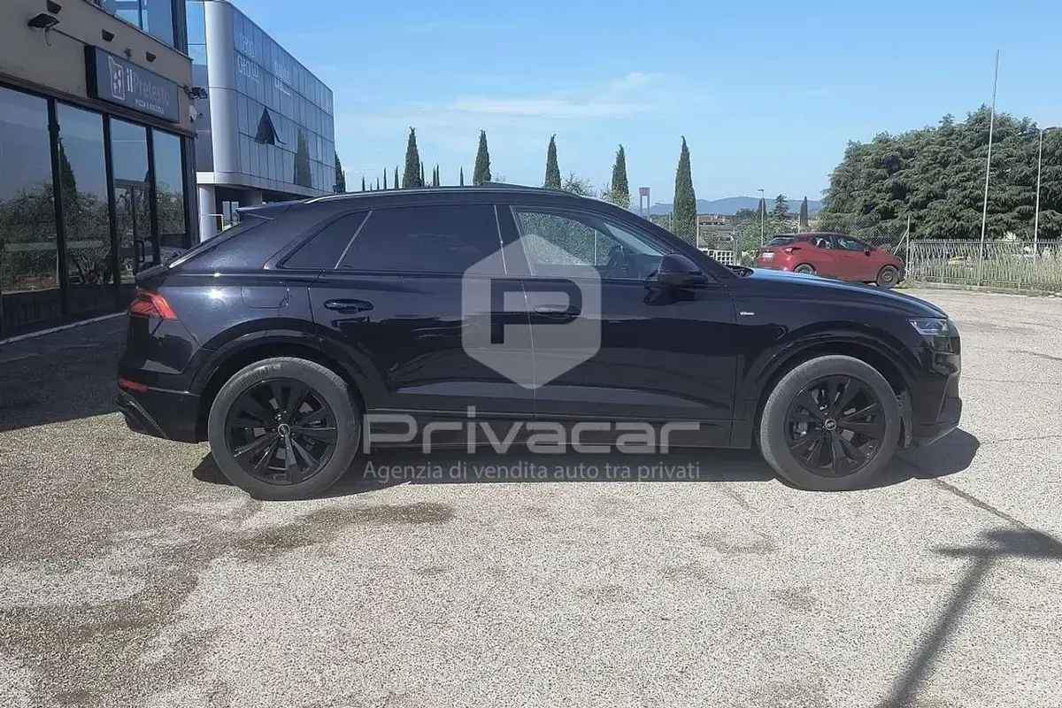 Usata Audi Q8 Sport 286 CV (210 kW) 2019 Nero SUV