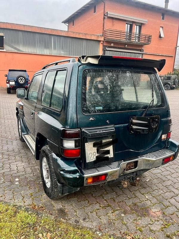 Occasion Mitsubishi Pajero 100 ch (73 kW) 1998 Vert SUV