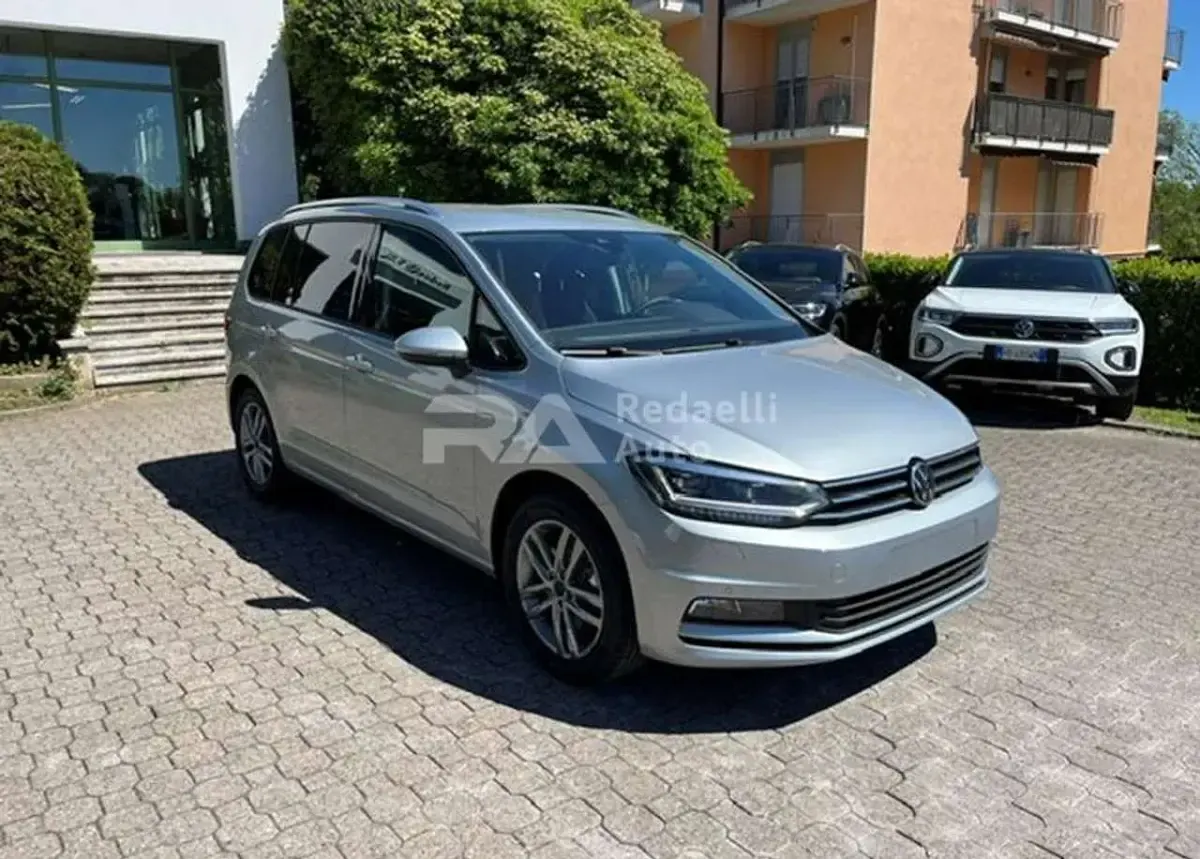 Nuova VW Touran Edition 150 CV (110 kW) 2026 Argento Monovolume