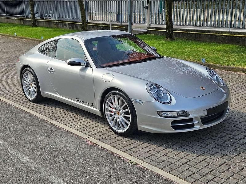 Usata Porsche 911 Carrera S 355 CV (261 kW) 2007 Argento Coupé