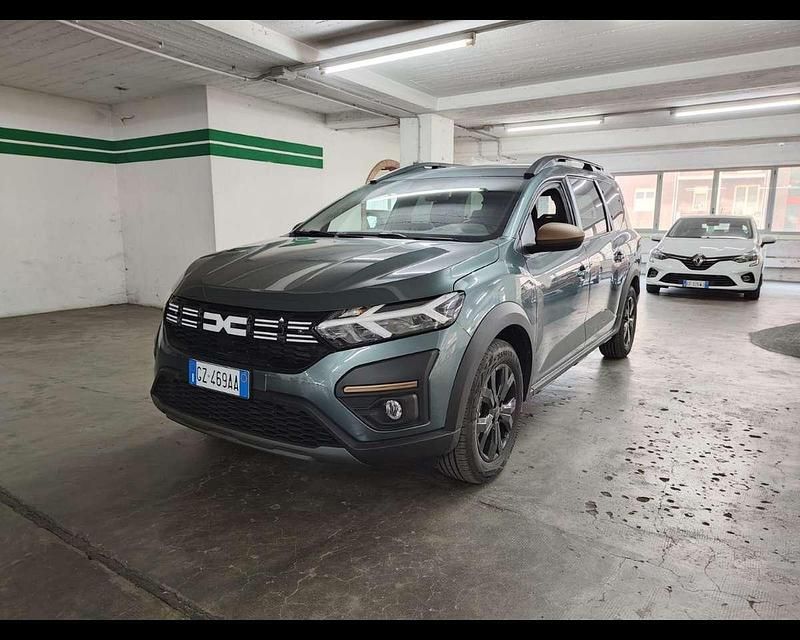 Usata Dacia Jogger Extreme 141 CV (103 kW) 2025 Verde oxide Monovolume