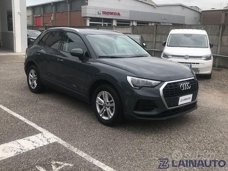 Usata Audi Q3 Advanced 150 CV (110 kW) 2019 Grigio SUV