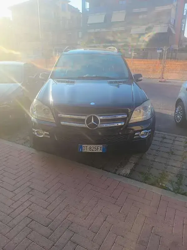 Usata Mercedes GL320 224 CV (164 kW) 2007 Nero SUV
