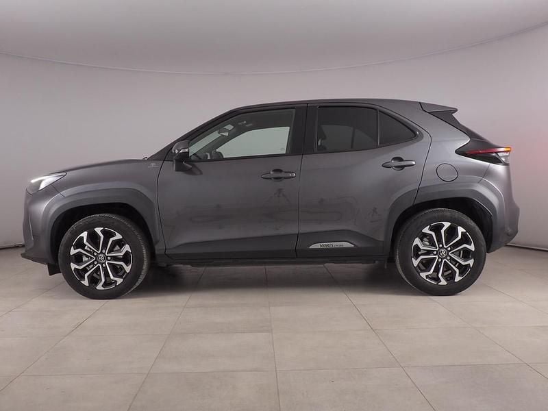 Usata Toyota Yaris Cross Trend 116 CV (85 kW) 2022 Grigio SUV