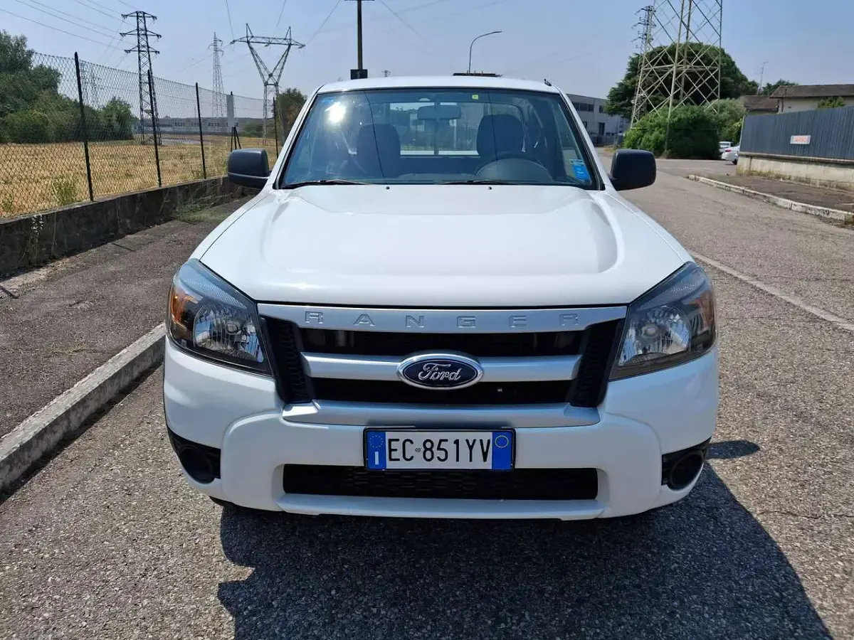 Usata Ford Ranger XL 143 CV (105 kW) 2010 Bianco Pick-up