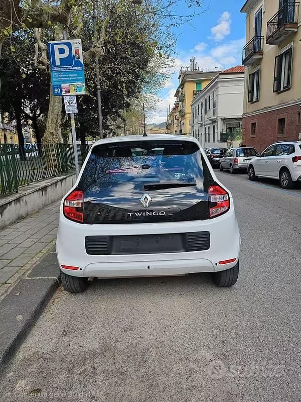 Usata Renault Twingo 70 CV (51 kW) 2018 Utilitaria