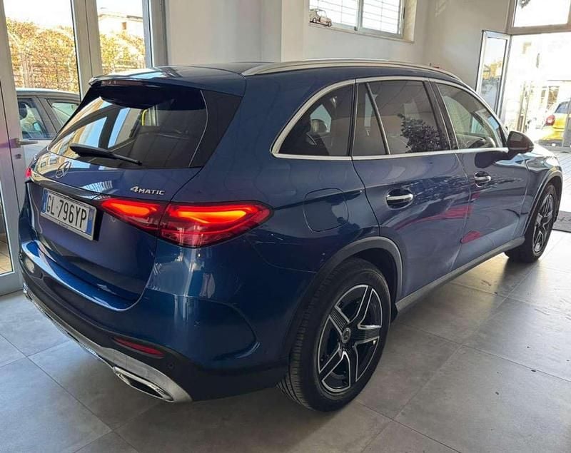 Usata Mercedes GLC220 AMG Line Premium Plus 197 CV (144 kW) 2023 Blu/azzurro SUV