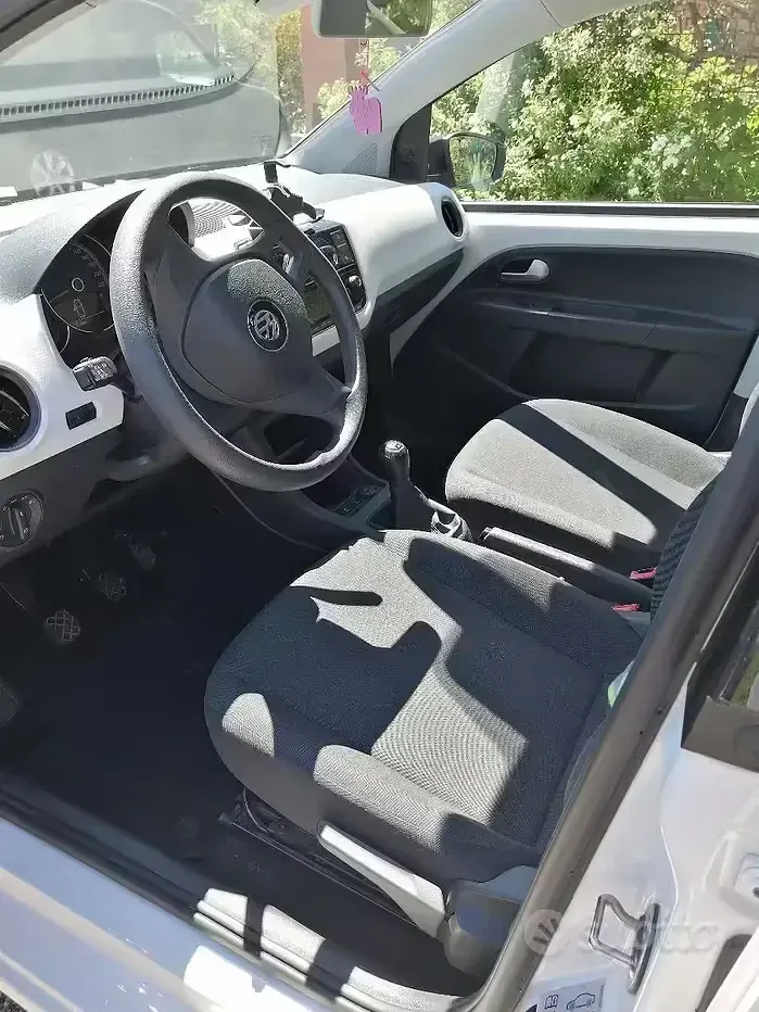Usata VW up! 68 CV (50 kW) 2019 Bianco Utilitaria