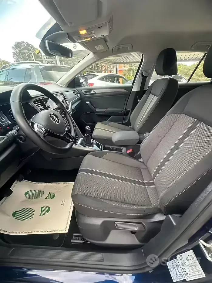 Usata VW T-Roc Style 110 CV (80 kW) 2020 Blu SUV