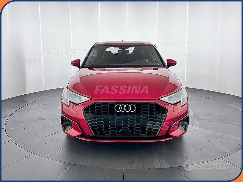 Usata Audi A3 150 CV (110 kW) 2022 Rosso Berlina