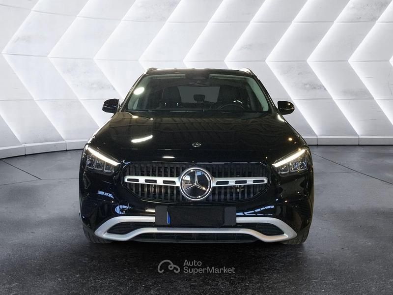 Usata Mercedes GLA250 Advanced 218 CV (160 kW) 2025 Nero SUV