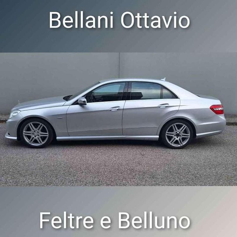 Usata Mercedes E220 Avantgarde 170 CV (125 kW) 2011 Argento brillante Berlina