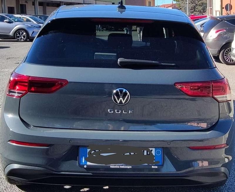Usata VW Golf VIII 110 CV (80 kW) 2022 Grigio Berlina