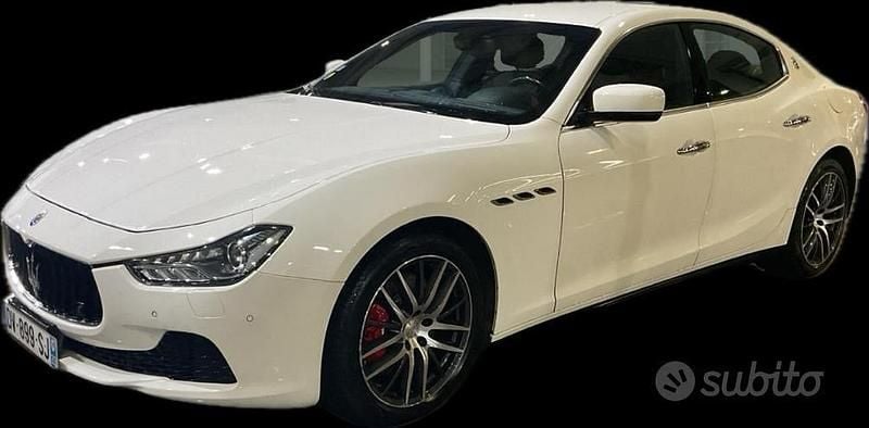 Usata Maserati Ghibli GranLusso 275 CV (202 kW) 2015 Bianco Berlina