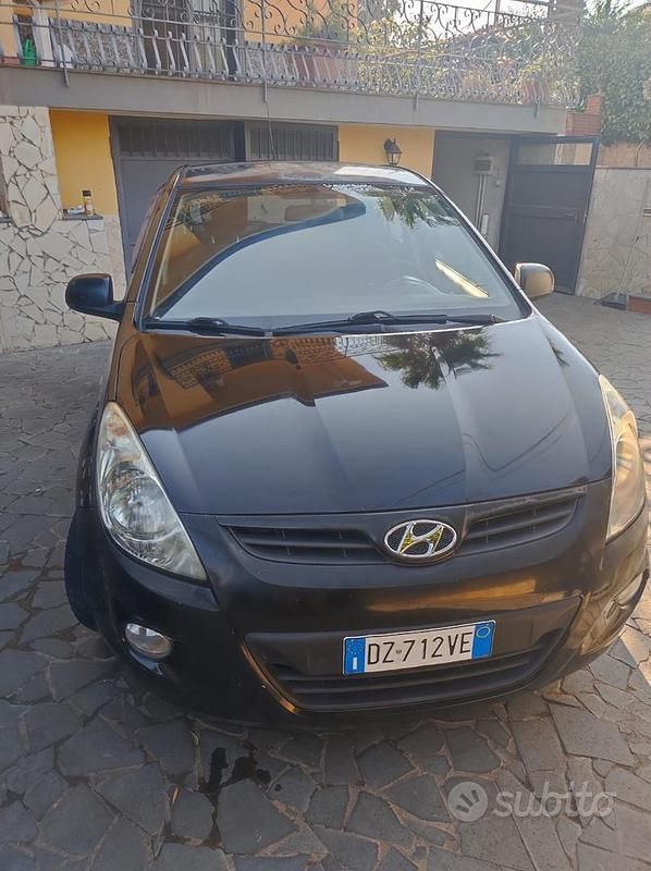 Usata Hyundai i20 2010 Nero Utilitaria