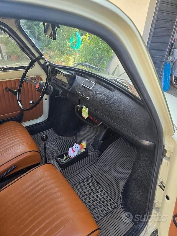 Usata 1970 Fiat 500L Monovolume | 5000 € - Immagine 1/4