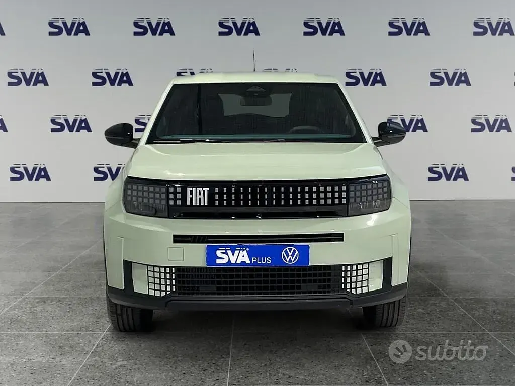 Usata Fiat Grande Panda Icon 110 CV (80 kW) 2025 Bluazzurro Utilitaria