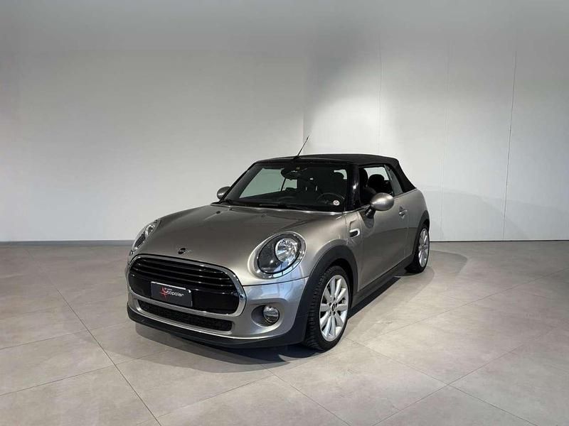 Usata Mini Cooper D Cabriolet 116 CV (85 kW) 2019 Grigio Cabrio