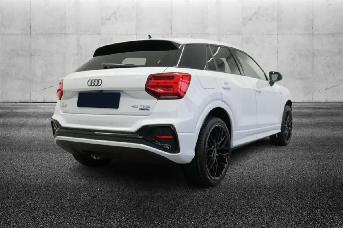 Usata Audi Q2 S-Line 190 CV (139 kW) 2021 Bianco SUV