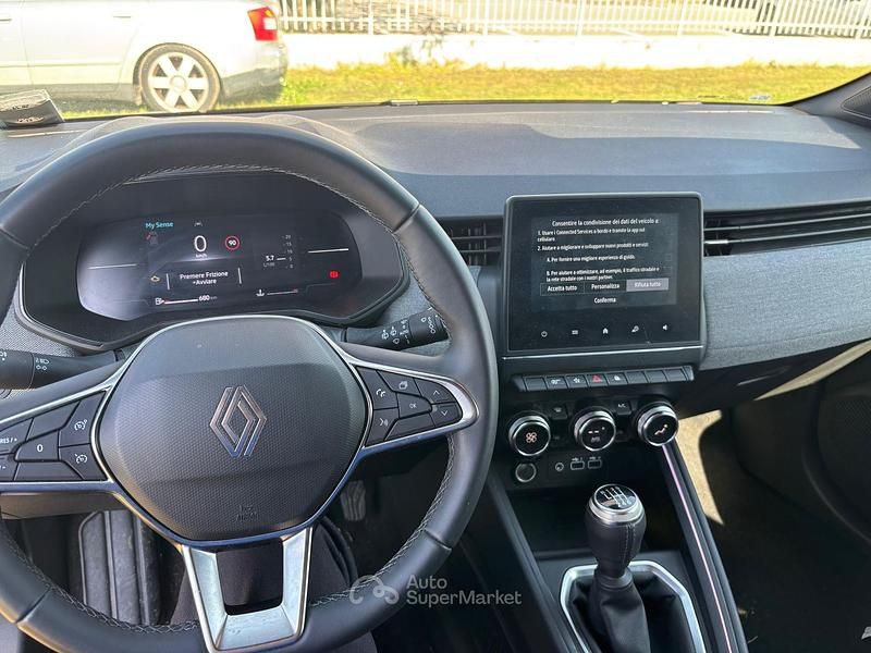 Usata Renault Clio V Techno 91 CV (66 kW) 2025 Nero Berlina