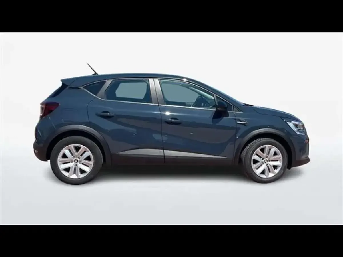 Usata Renault Captur Zen 101 CV (74 kW) 2023 Grigio scuro SUV