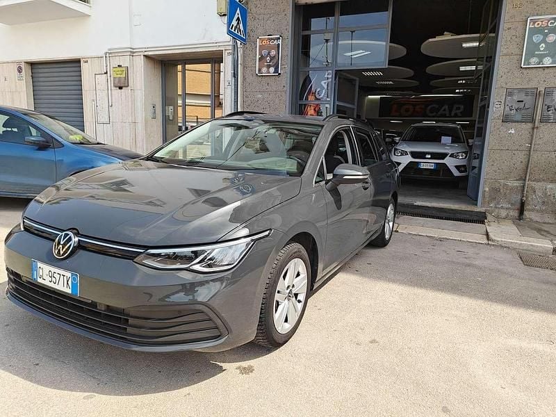 Usata VW Golf VIII Style 116 CV (85 kW) 2022 Grigio Station wagon