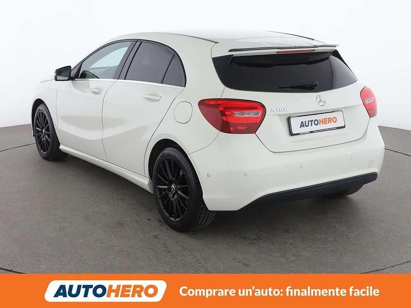 Usata Mercedes A180 Style 122 CV (89 kW) 2017 Bianco Berlina
