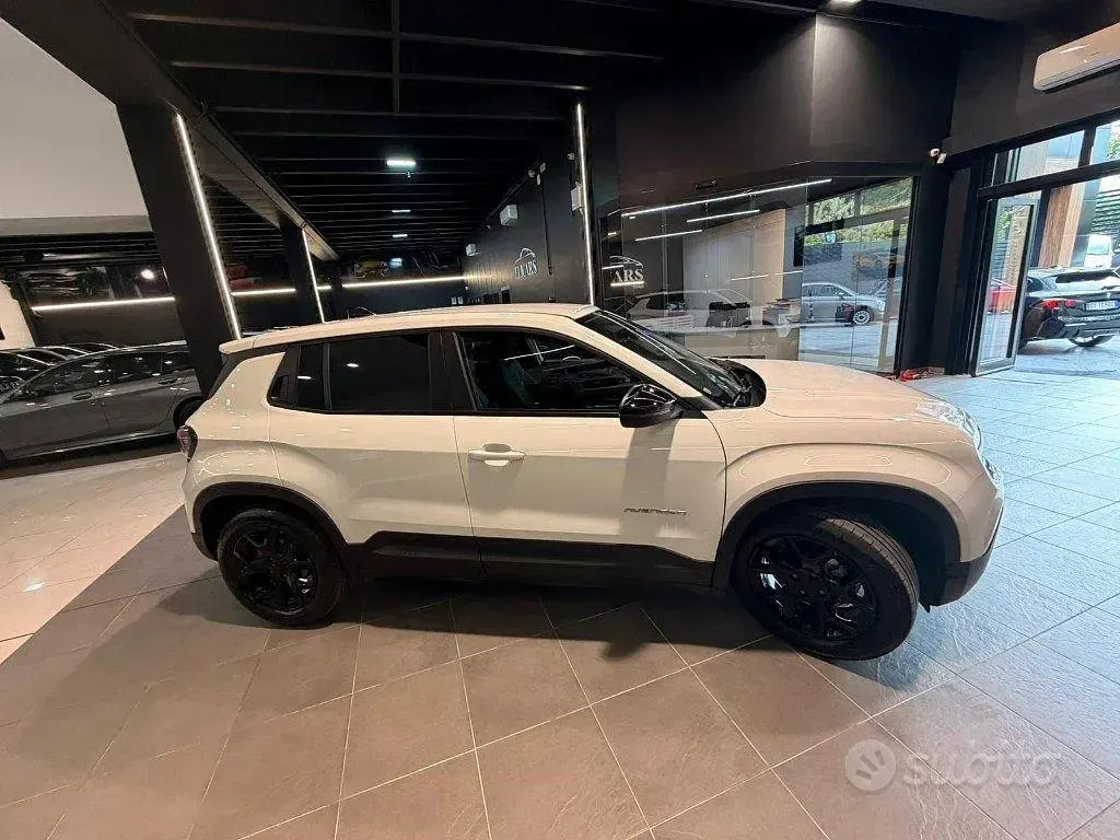 Gebraucht Jeep Avenger Altitude 101 PS (74 kW) 2023 Weiß SUV