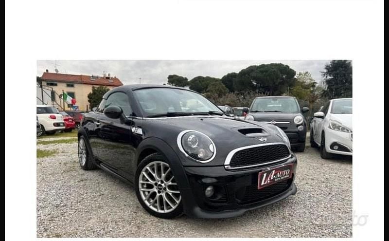 Usata Mini Roadster 143 CV (105 kW) 2016 Nero Cabrio