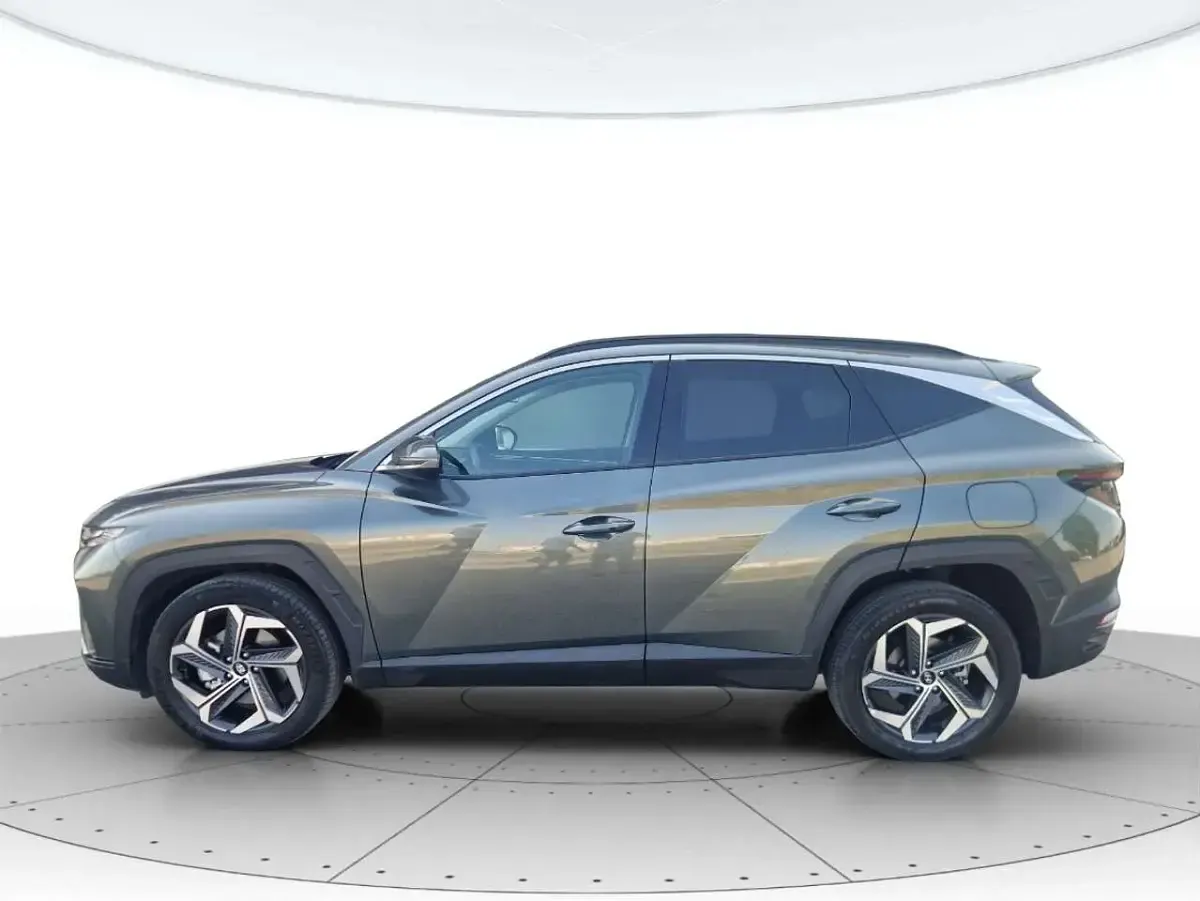 Usata Hyundai Tucson 179 CV (131 kW) 2024 Verde petrolio SUV