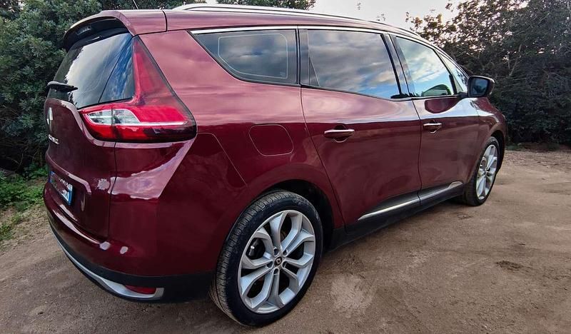 Usata Renault Grand Scénic IV Business 110 CV (80 kW) 2018 Monovolume