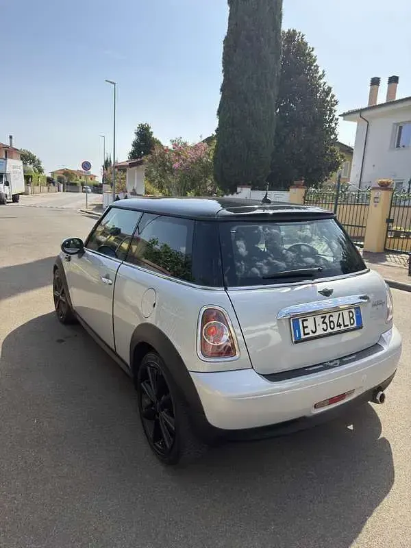 Usata Mini Cooper D 111 CV (81 kW) 2011 Utilitaria