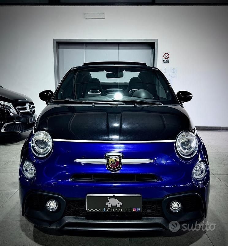 Usata Abarth 595C 145 CV (106 kW) 2018 Blu Cabrio