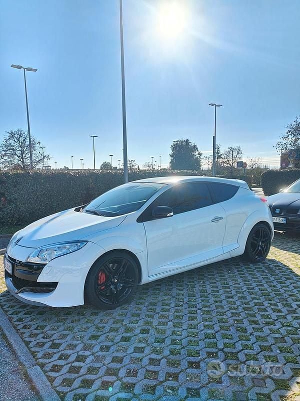 Usata Renault Mégane Coupé R.S. 250 CV (183 kW) 2011 Bianco Coupé