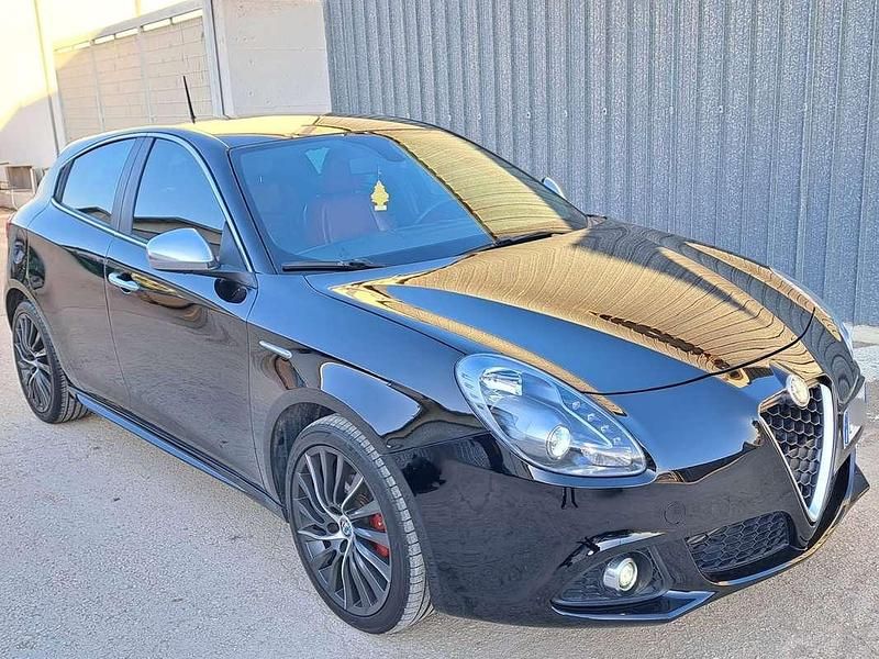 Usata Alfa Romeo Giulietta Exclusive 105 CV (77 kW) 2014 Utilitaria