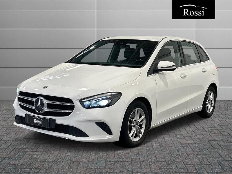 Usata Mercedes B180 Sport 116 CV (85 kW) 2019 Grigio Monovolume