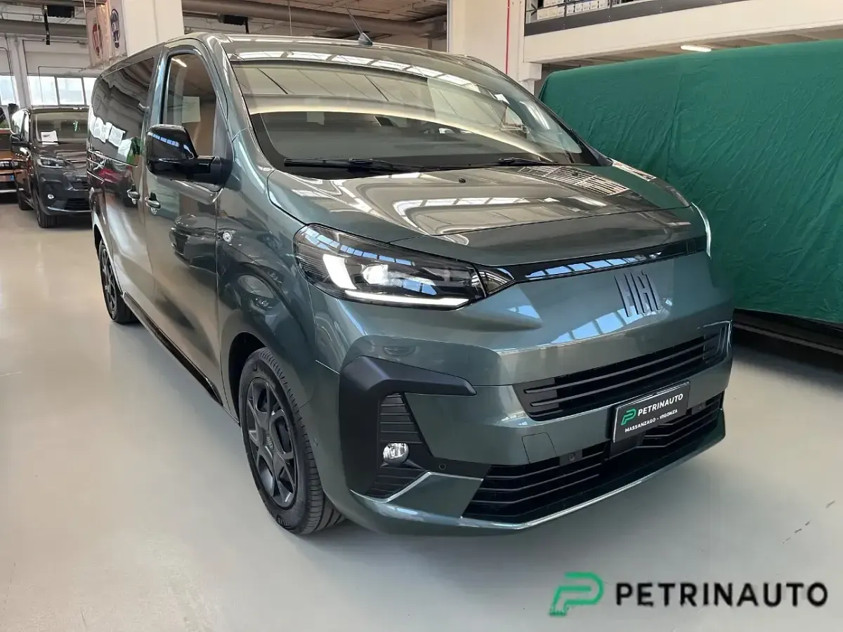 Nuova Fiat E-Ulysse 130 kW (177 CV) 2025 Verde Monovolume