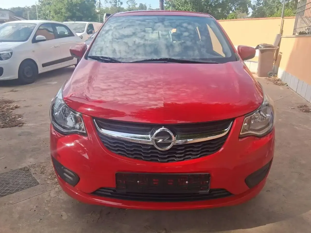 Usata Opel Karl Cosmo 75 CV (55 kW) 2016 Rosso Utilitaria