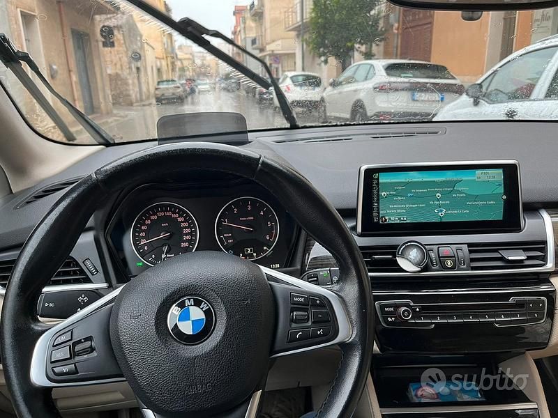 Usata BMW 218 Luxury Line 150 CV (110 kW) 2015 Monovolume