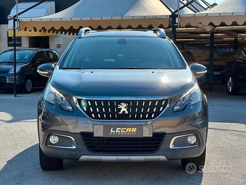 Usata Peugeot 2008 Allure 120 CV (88 kW) 2016 Grigio SUV